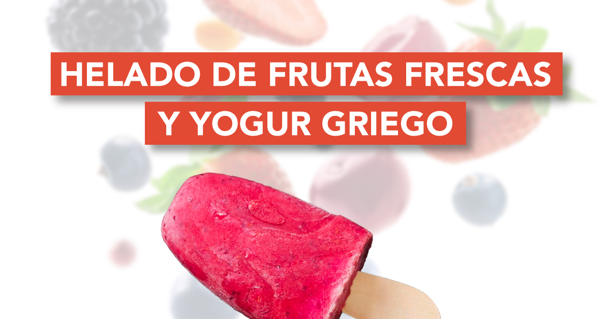 Helado de frutas frescas y yogur griego